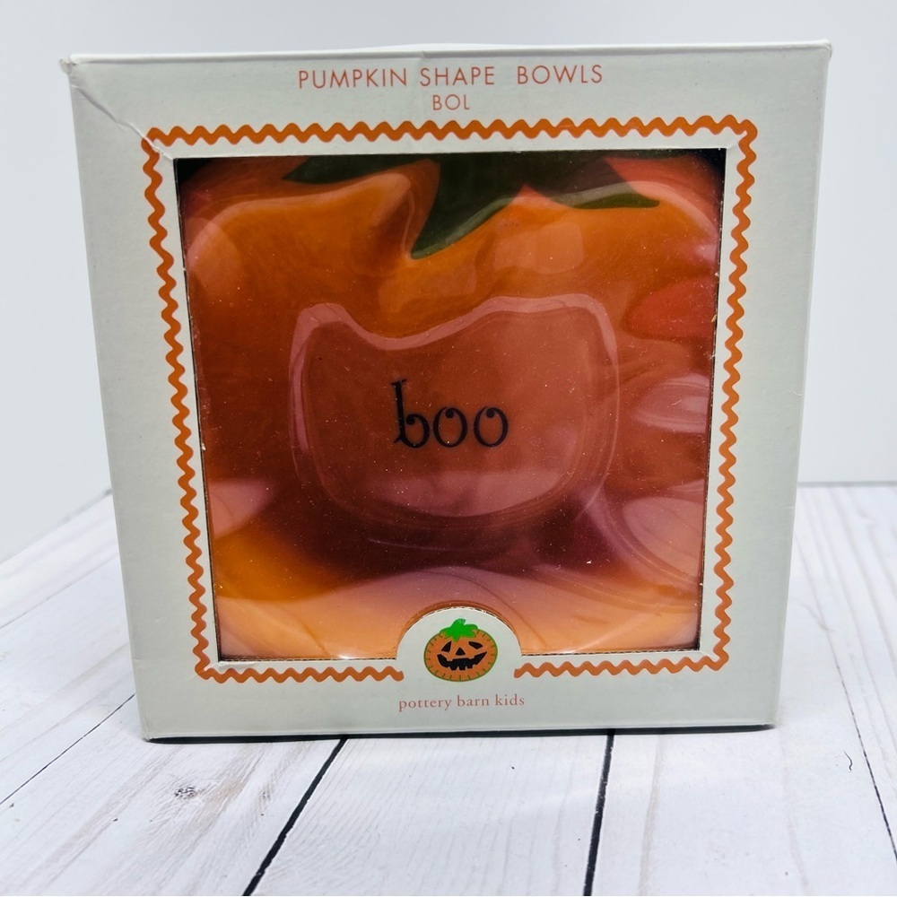 Pottery Barn Kids NEW IN BOX Boo Pumpkin Shape Melamine Bowls 4 piece set - Picture 5 of 5
